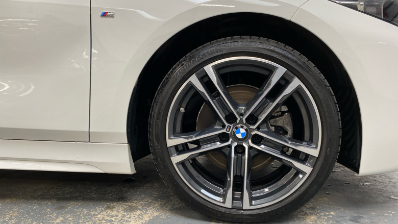 BMW 1 Series 118i M Sport 5dr Step Auto Petrol Hatchback